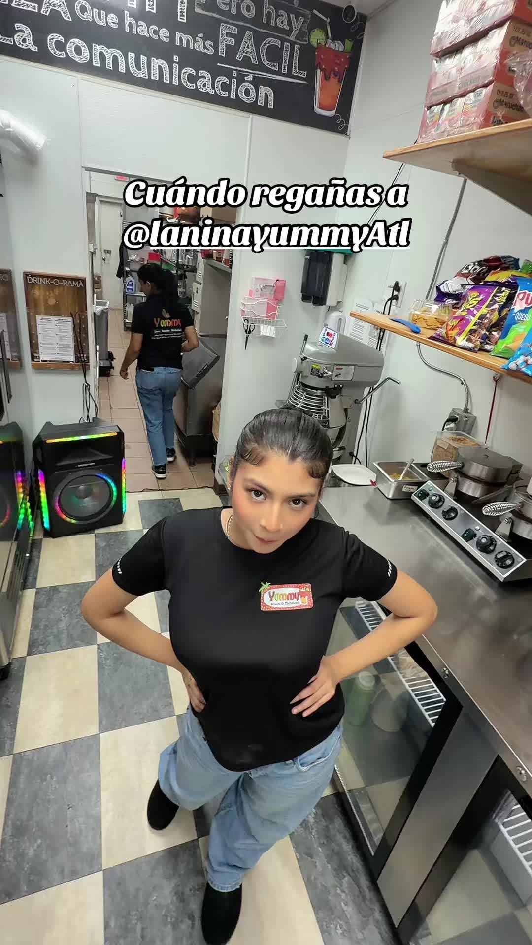 @Yummy snacks y micheladas