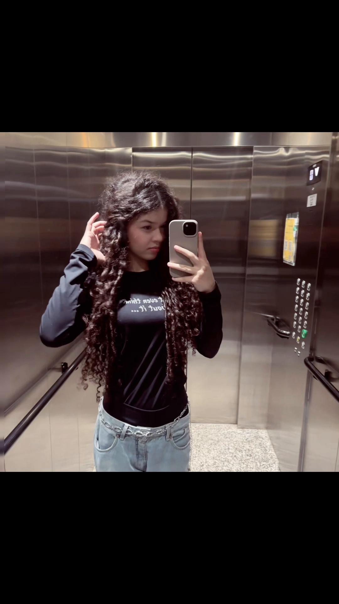 @Náthaly Kamilly
