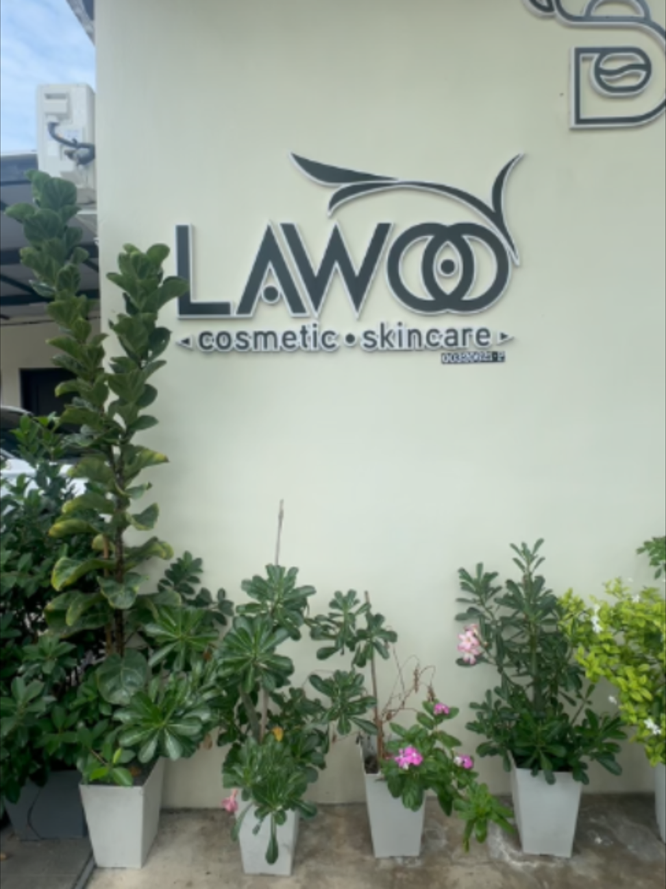 @lawooskincare