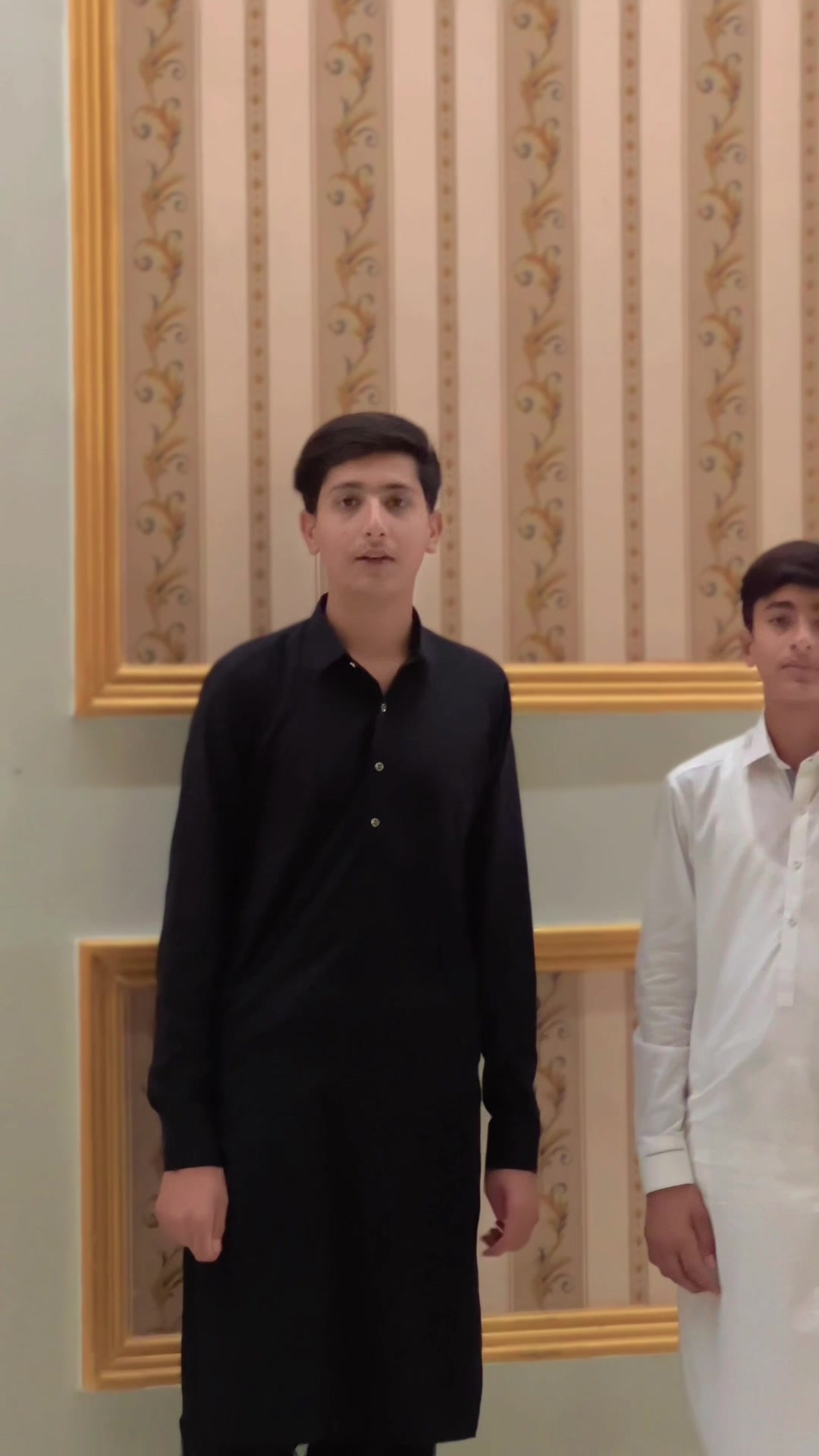 @Ali &𝑯𝒂𝒎𝒛𝒂 😶&zwj;🌫️