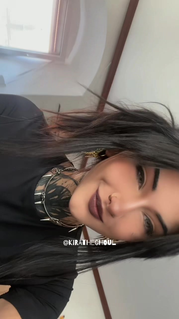 @♱ 𝓚𝓲𝓻𝓪 ♱