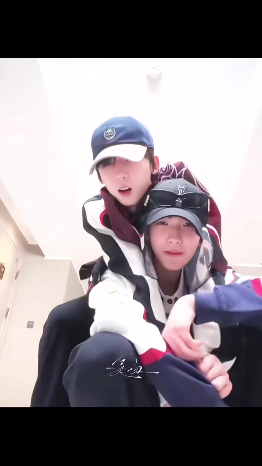 @TF家族-左奇函 ۶۟ৎ