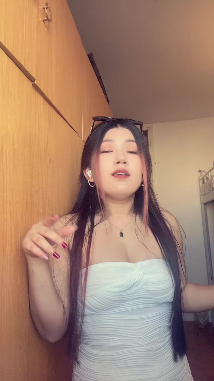 @Susmee Ťmz