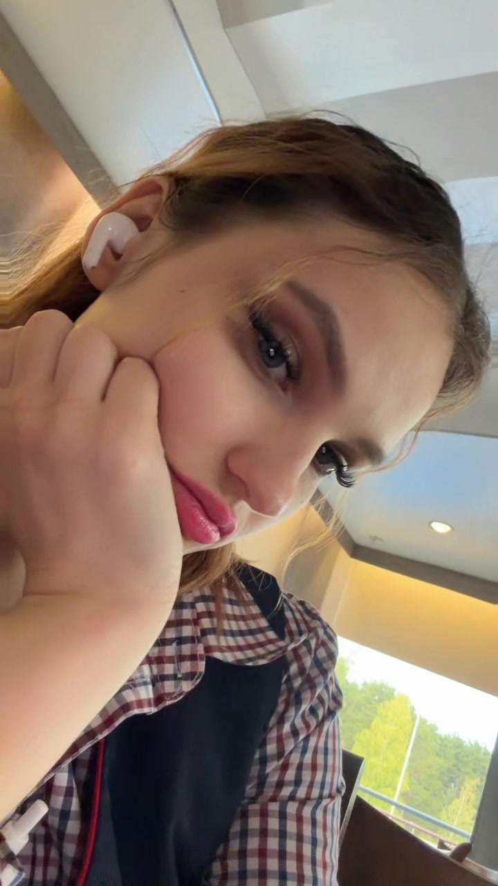 @viktoriasikret23