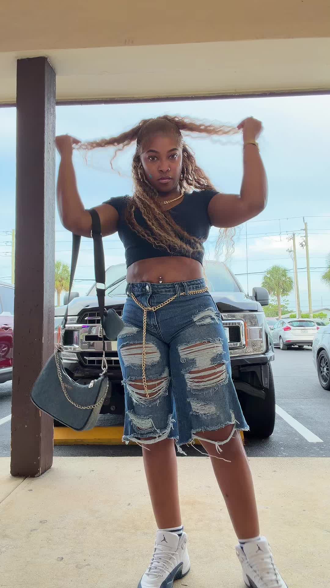 @ShawtyySaucinn