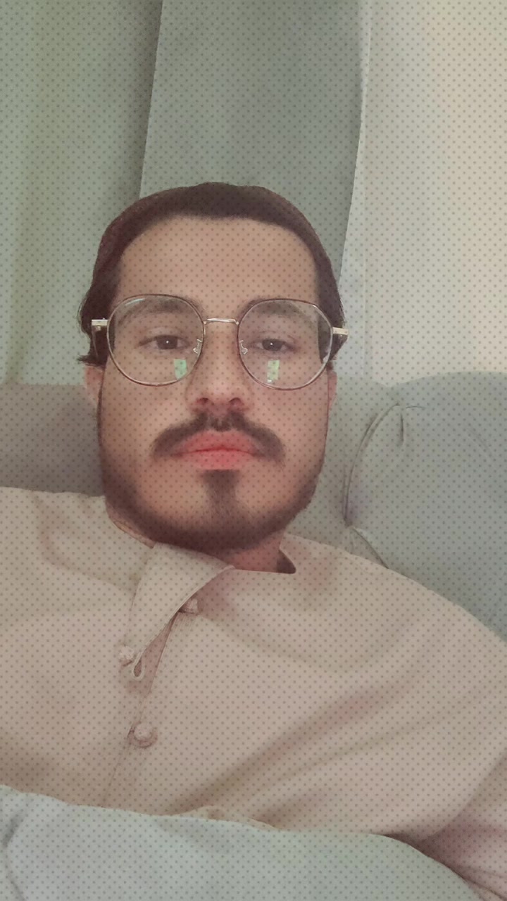 @𝑙𝑎𝑑𝑙𝑎ℎ بلوچ💕