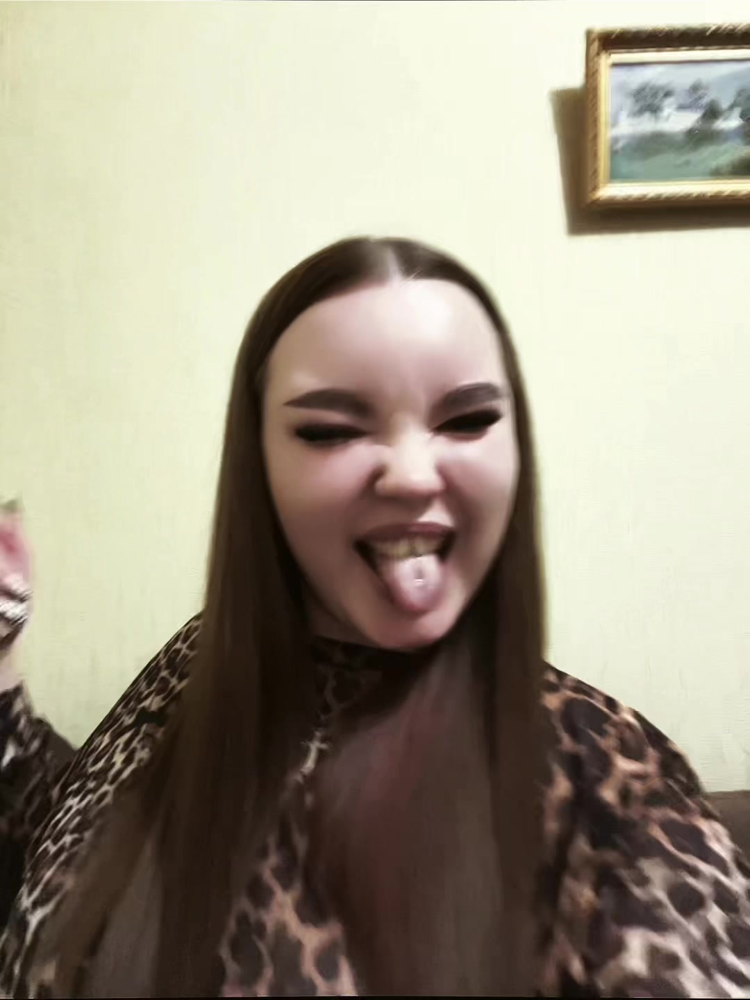 @viks_lips