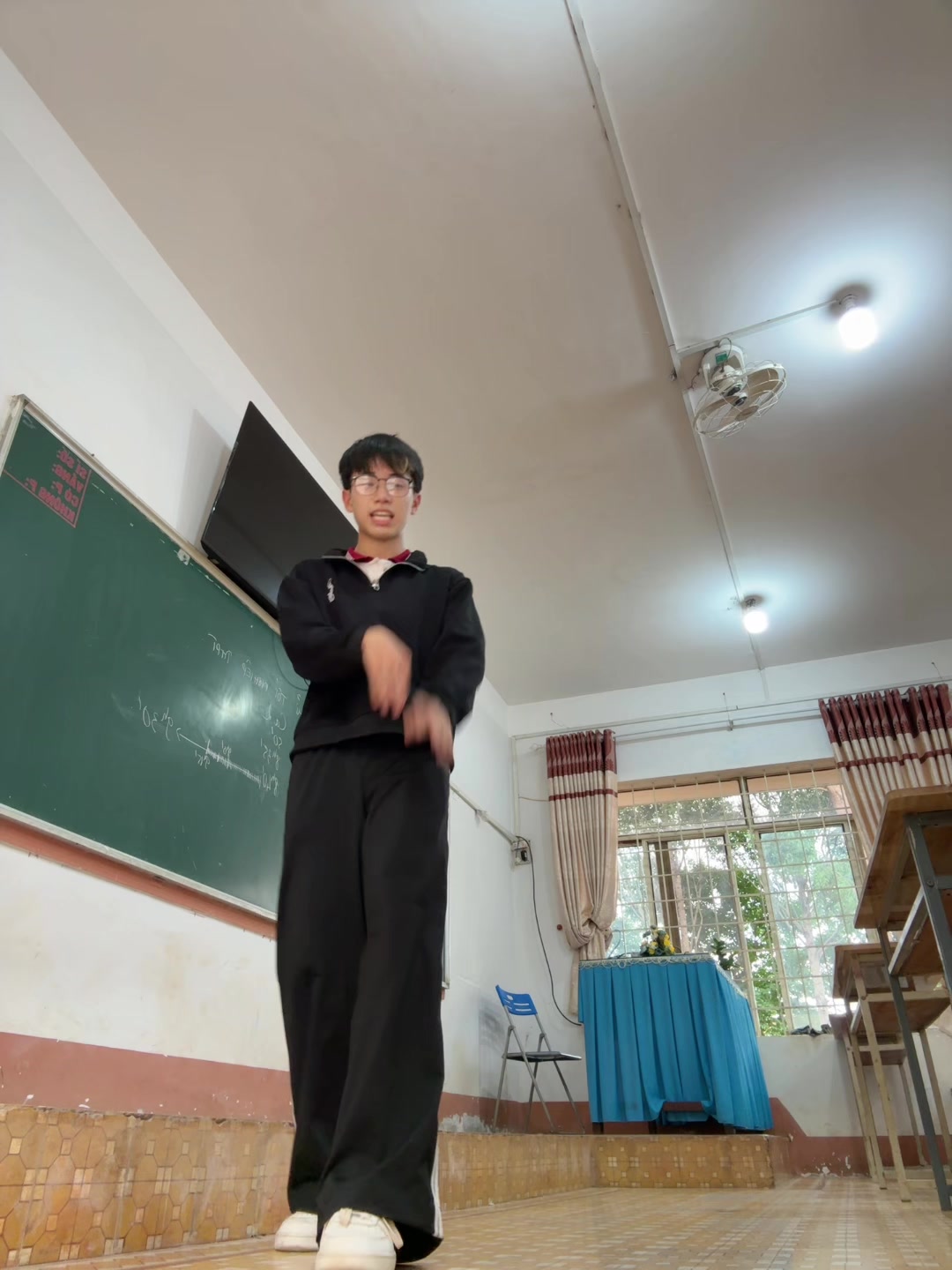 @Thương Ho&agrave;ng