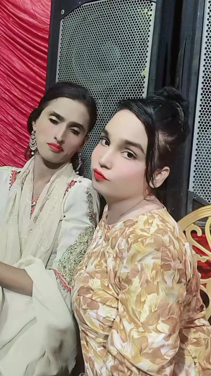 @MADAM HAYA SEXY