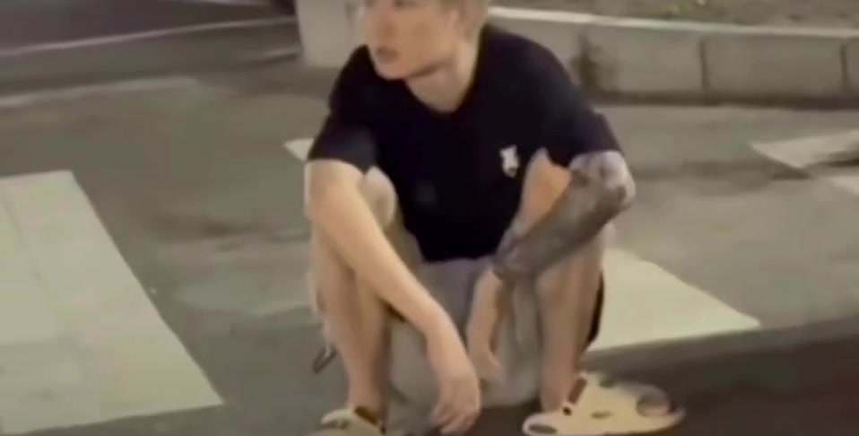 @少