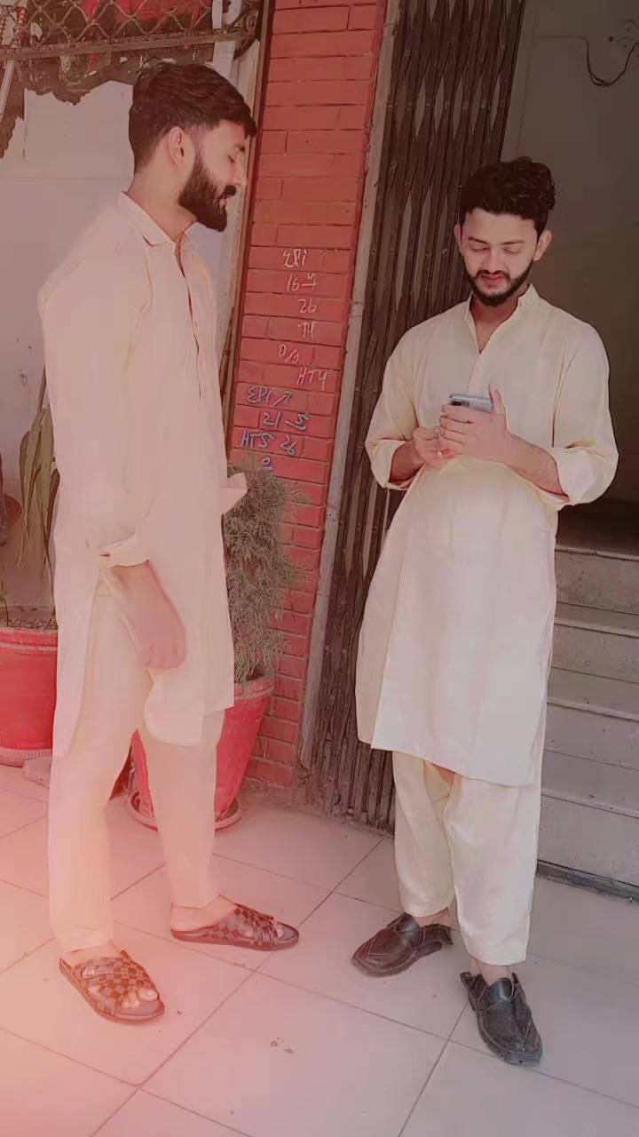@Aqeel Ansari...💢🫥