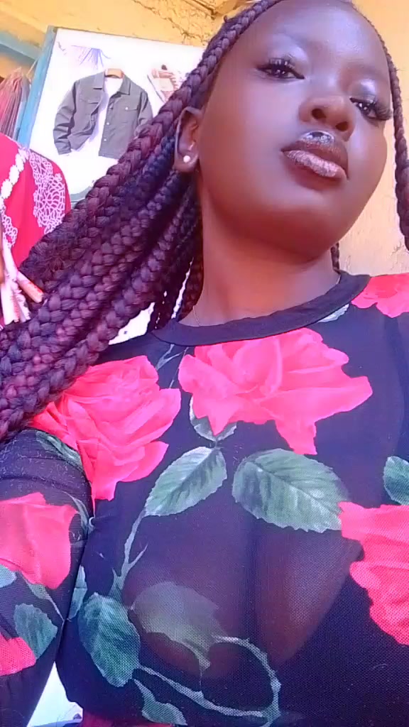@Being Ellah🎀