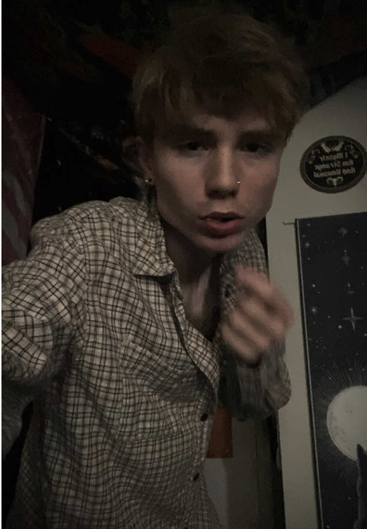 @𝒜𝓁ℯ𝓍𝒶𝓃𝒹ℯ𝓇╋━