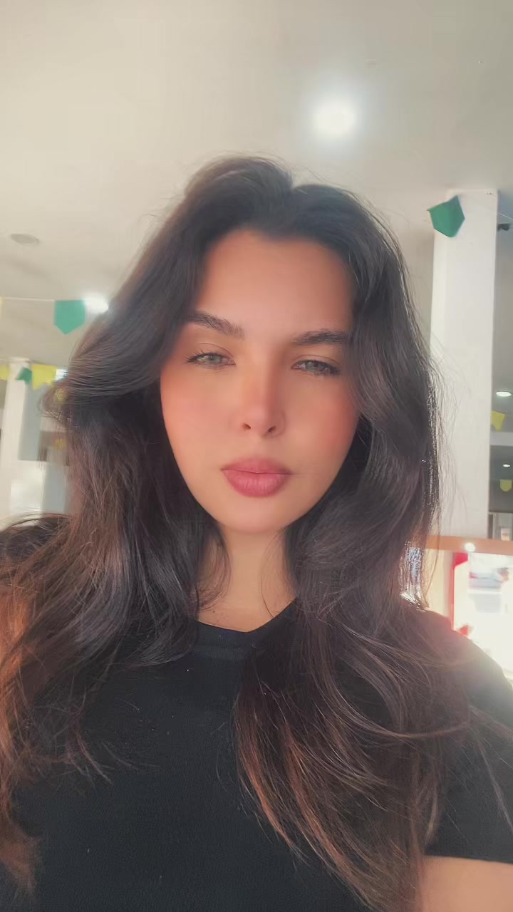 @Clara Ferigatto 🦋