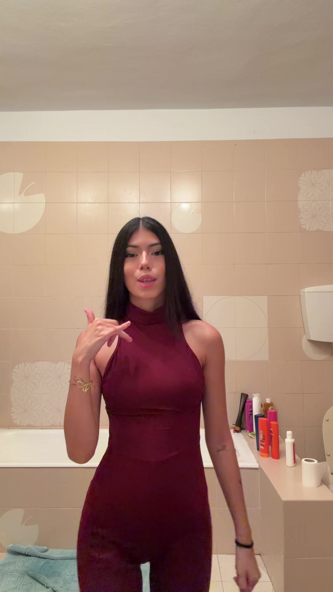 @💋🇵🇪