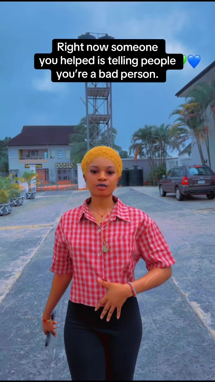 @attractionbabe