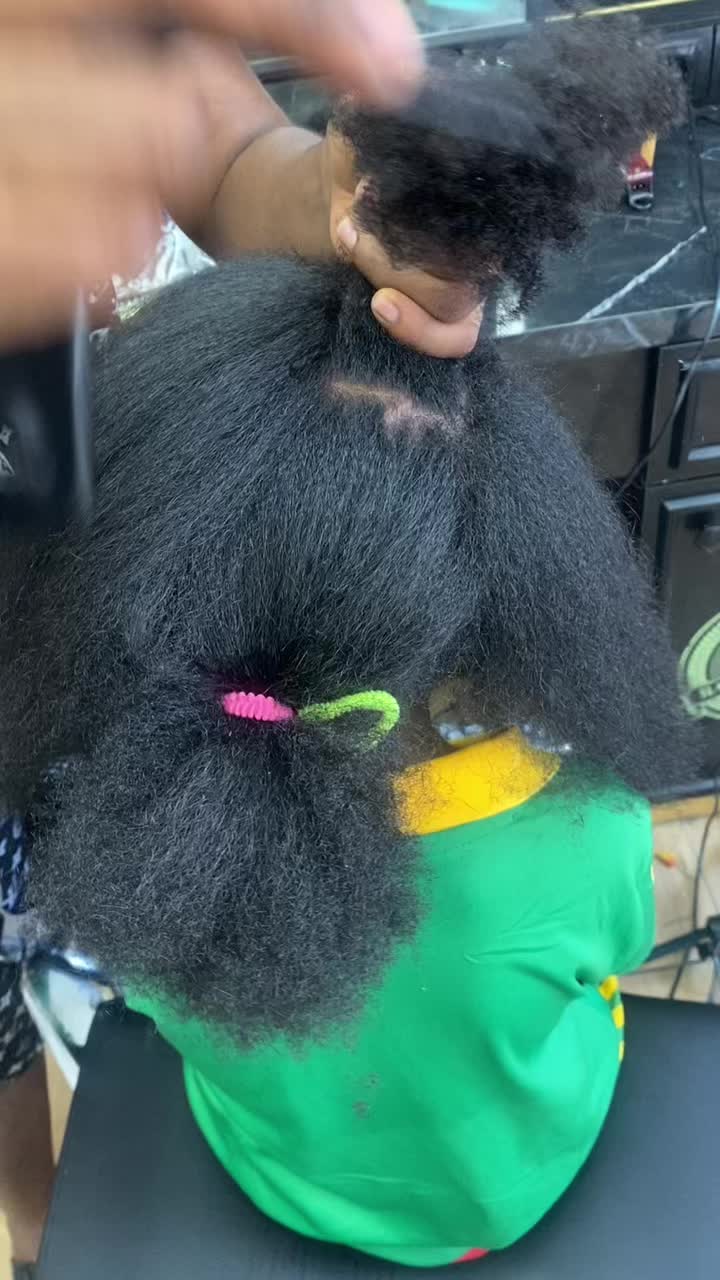 @SALON GRACE AFRO 42000