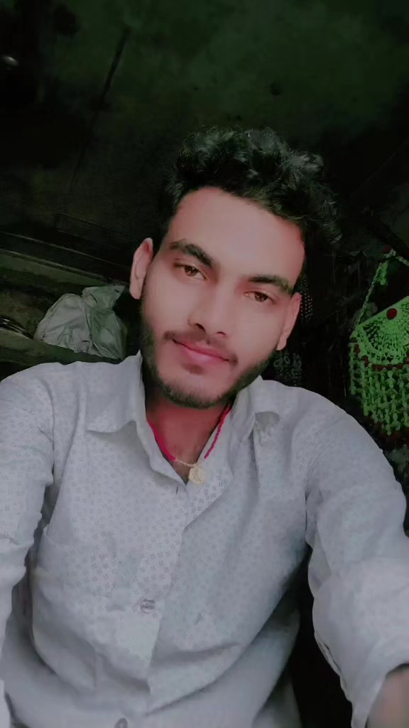 @मौर्यवन्सि🫀 बलम जि ☠️कुश्वाहा