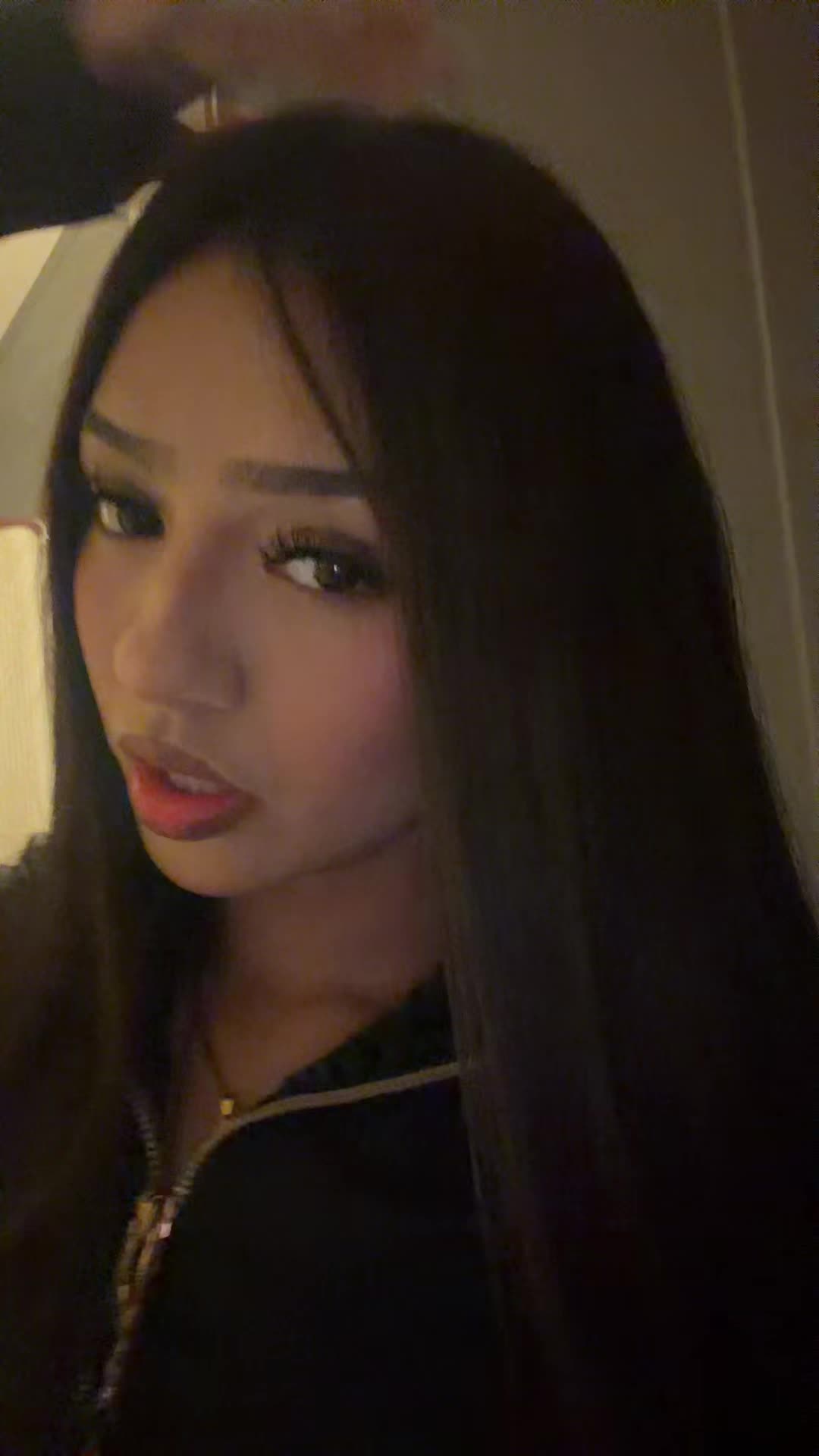 @𝐝𝐚𝐧𝐢 ᥫ᭡.