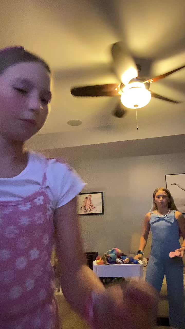 @LJTwins✝️❤️