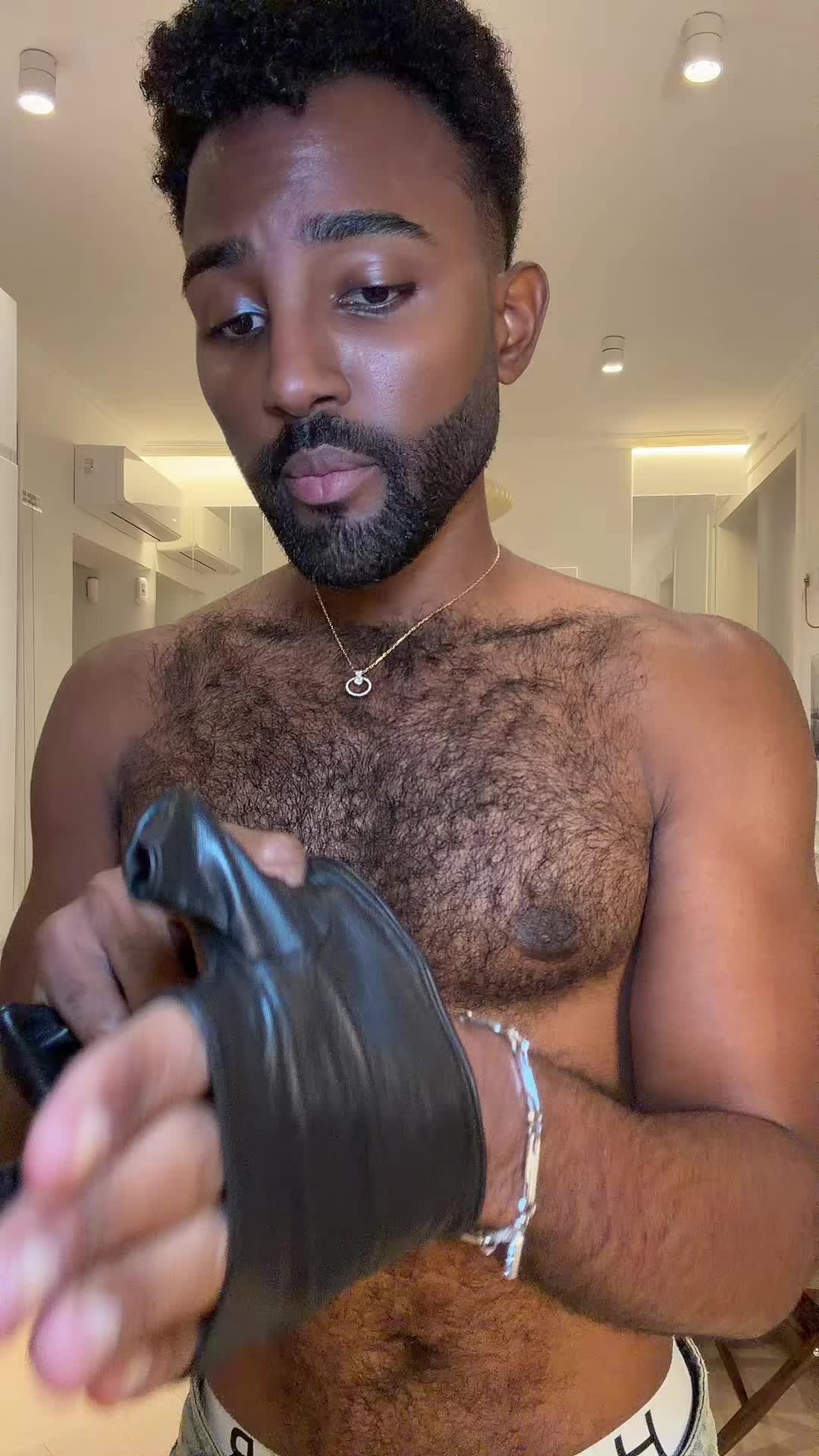 @Ro