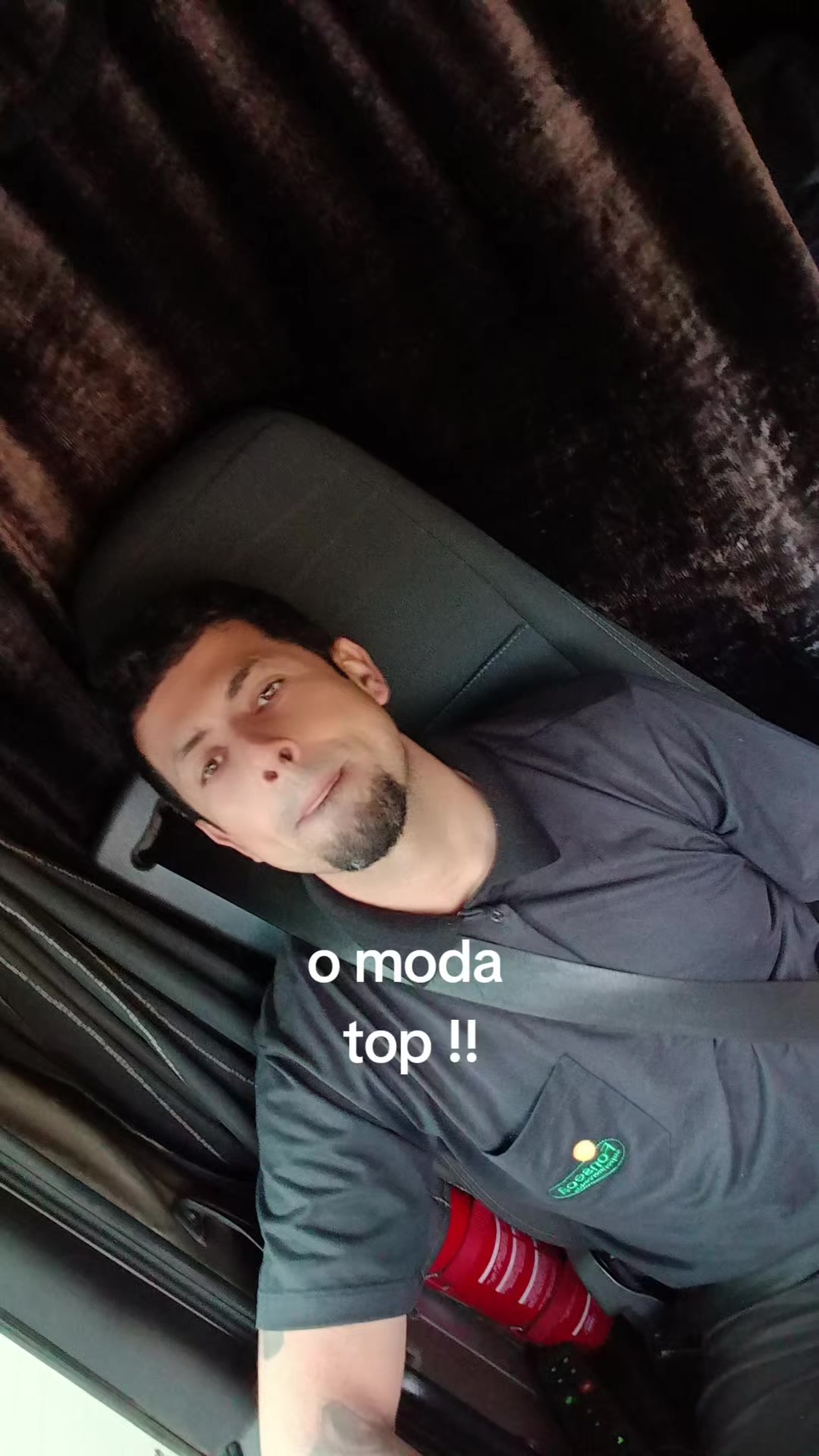 @Elias