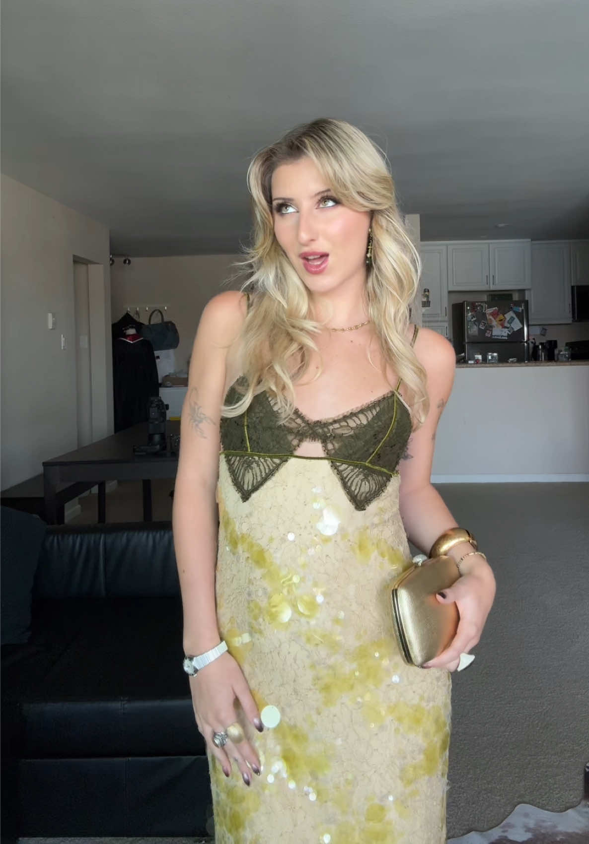 @Dominique
