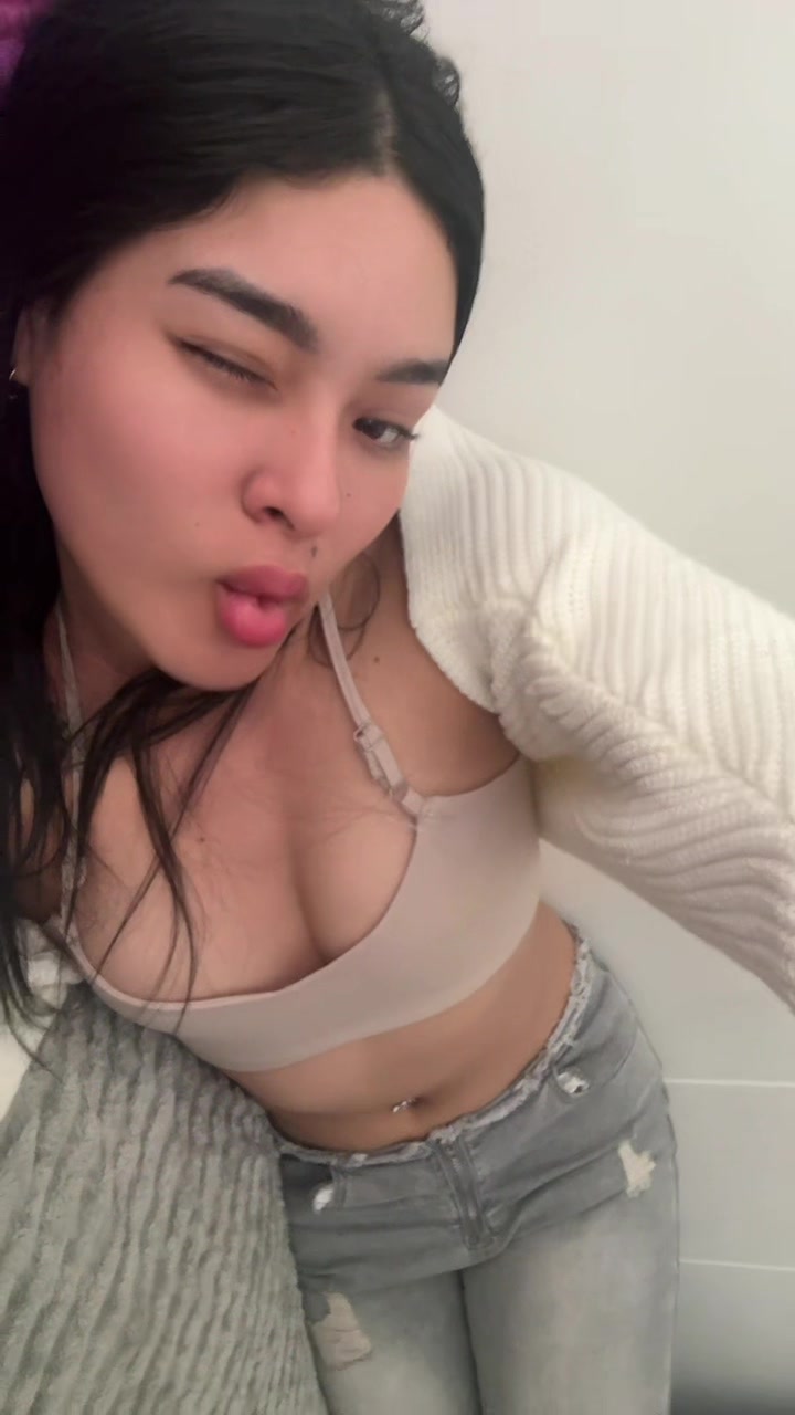 @Miss_valen