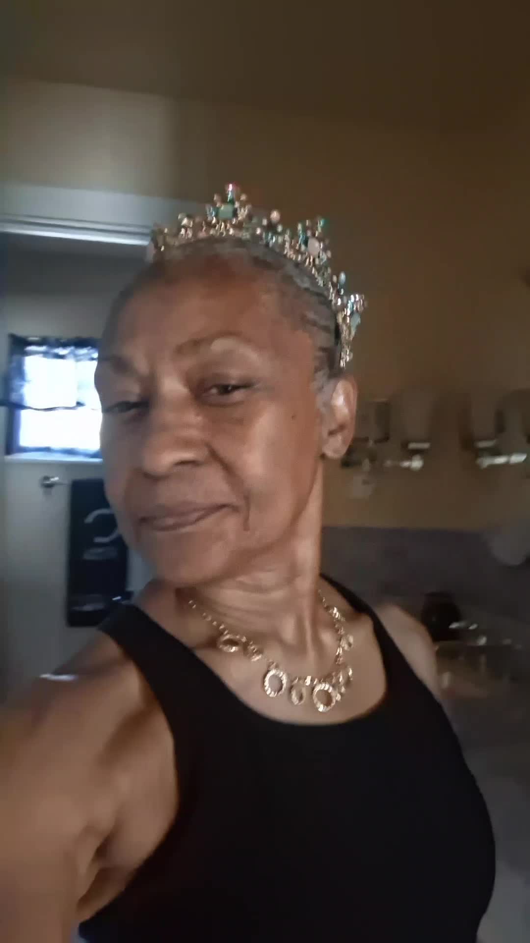 @Linda Weekes