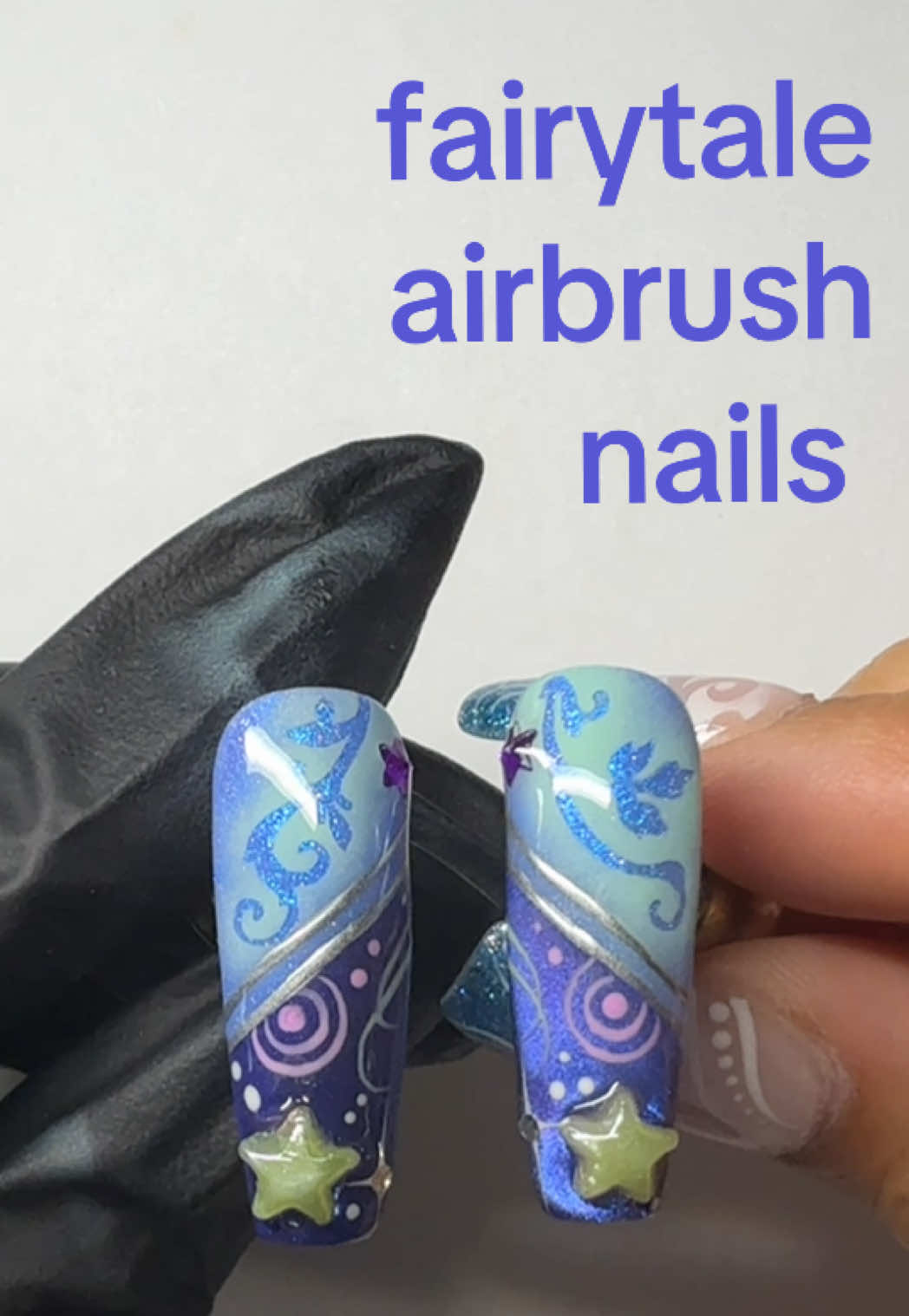 @Geranium Duet Nails ๐ง๐ชฉ๐งธ