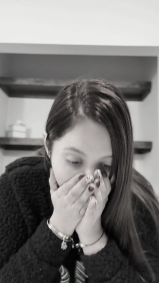 @Felicog👀