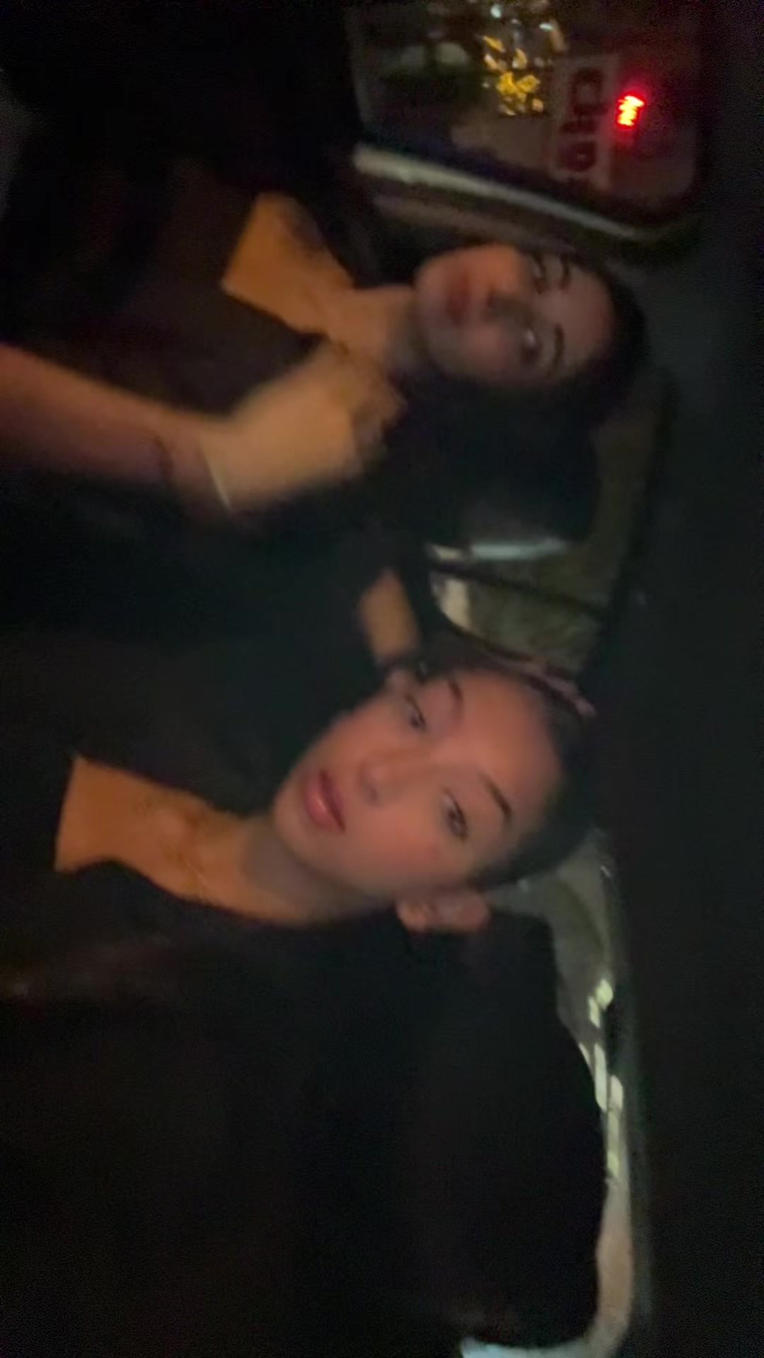 @arianazareei__