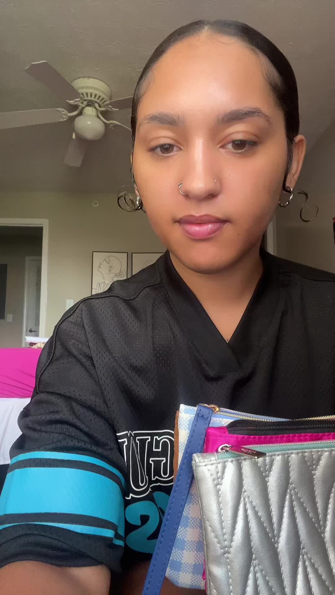 @Kay112:)