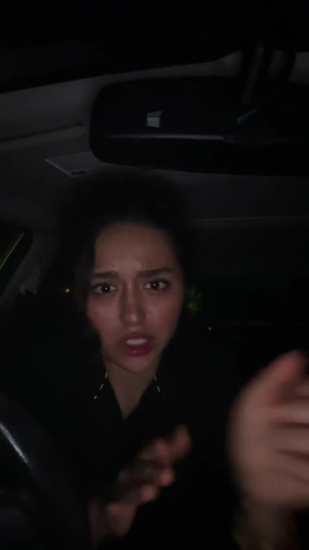 @Abril
