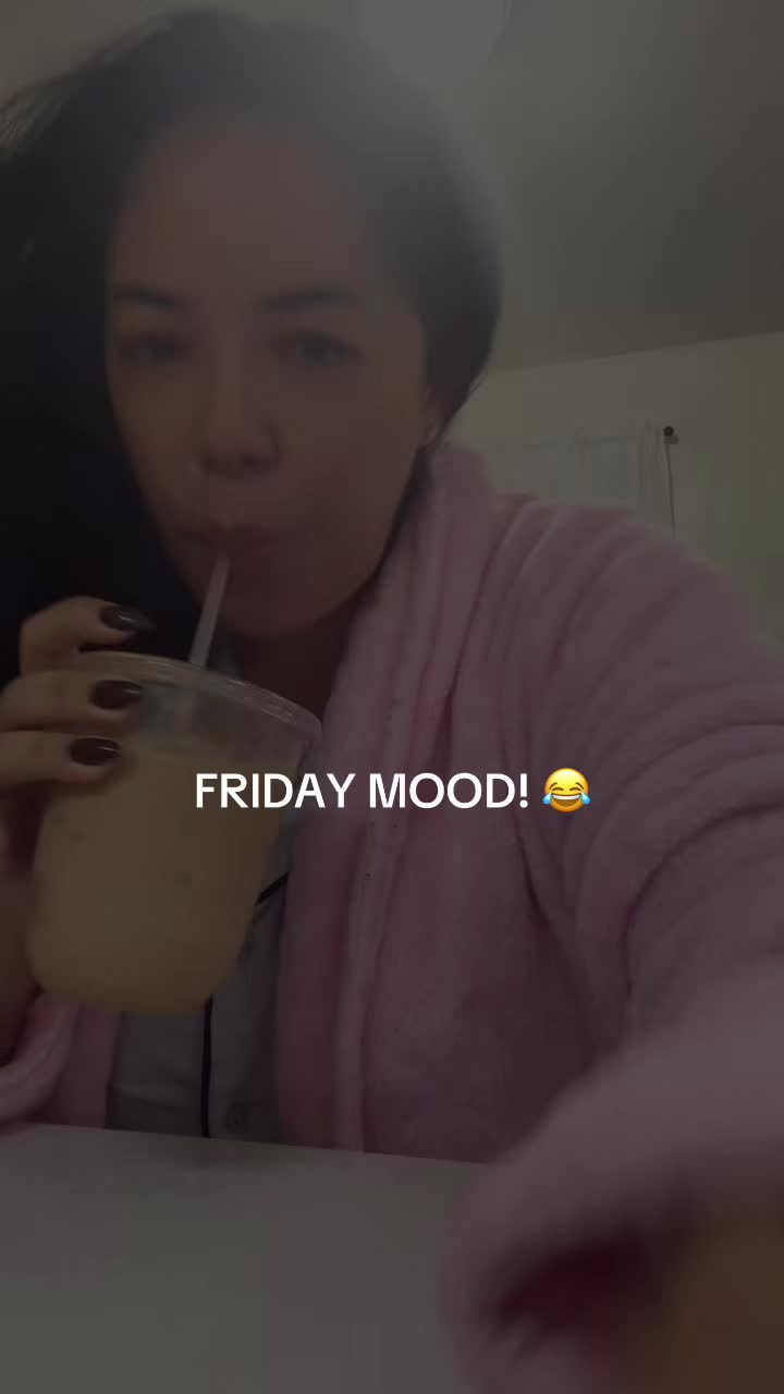 @Katie_