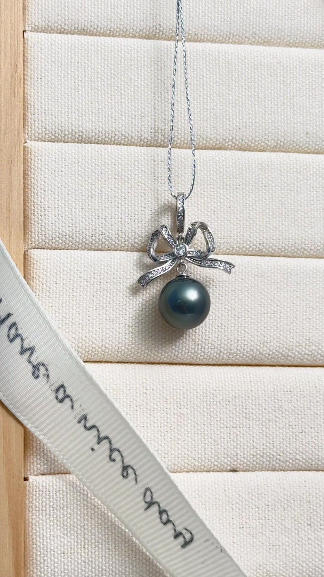 @Pearlury jewelry Rain