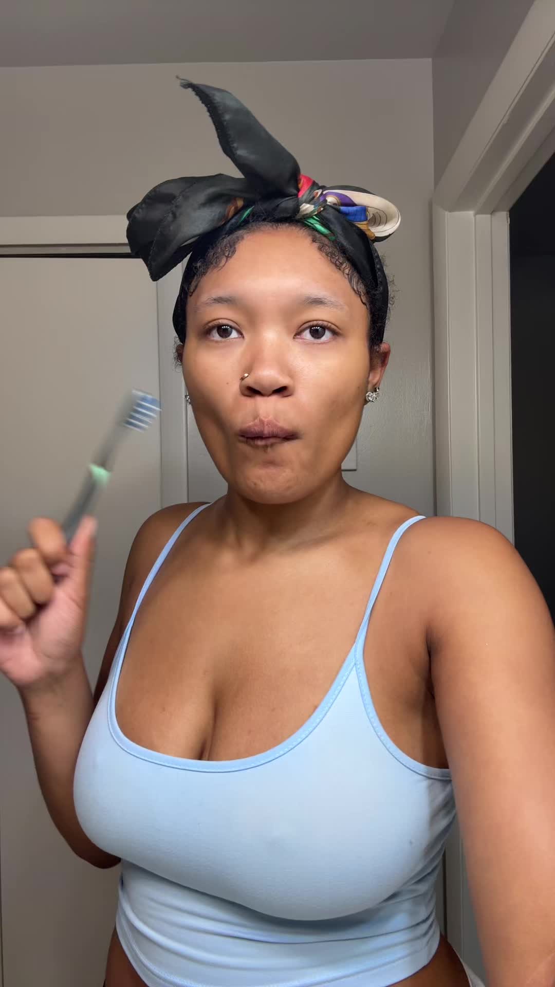 @thebaddestyellowbone