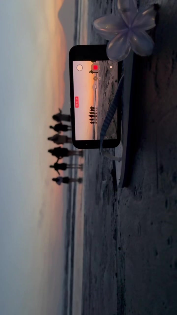 @こ こ な