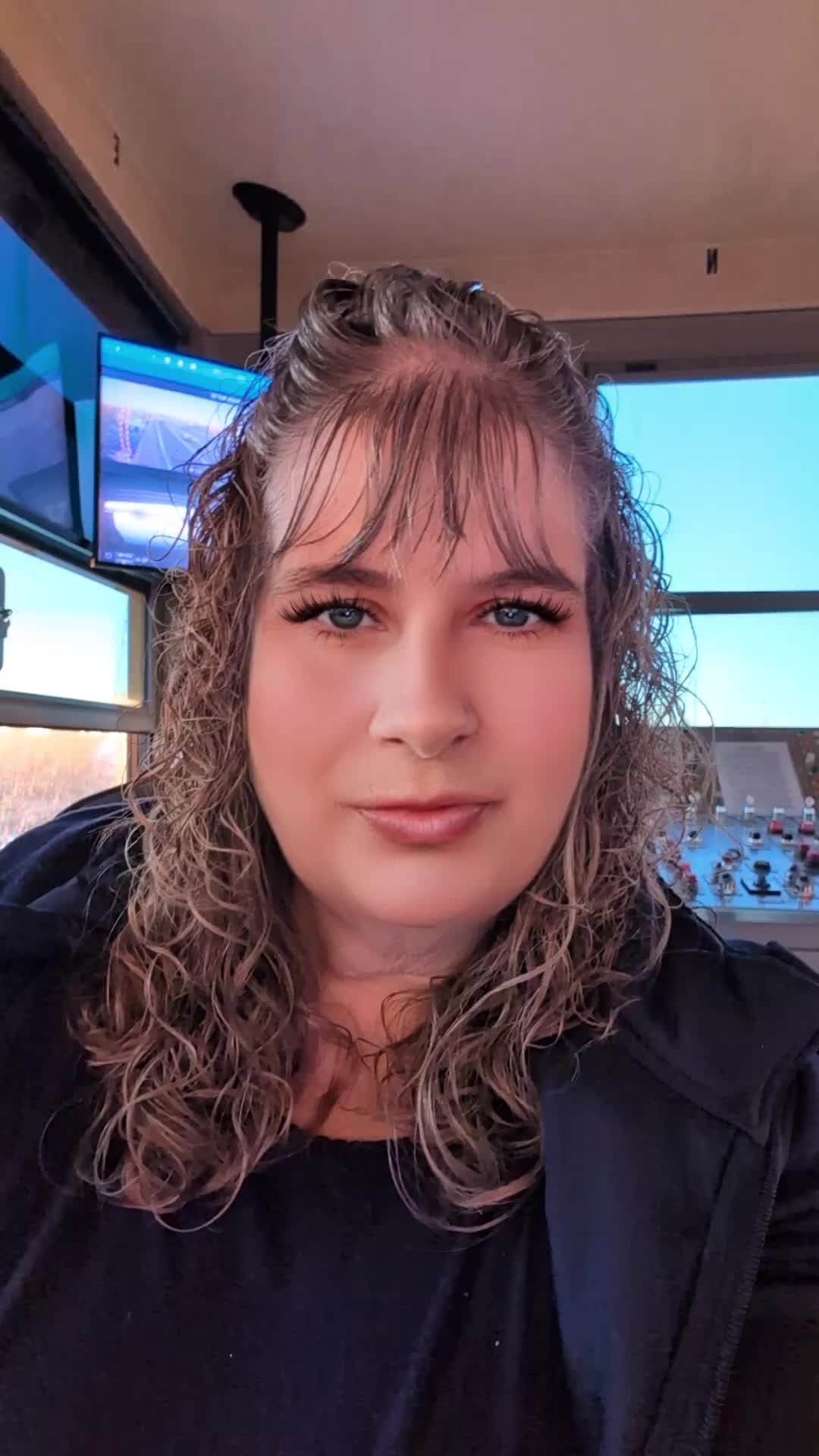 @KellyJo