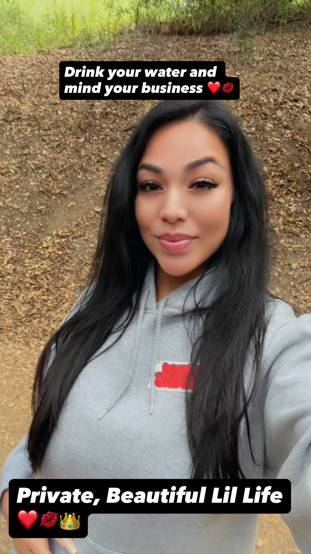 @Bella_B_