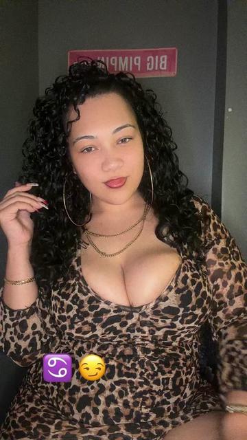 @QueenGetsHerWetta ๐ฆ๐