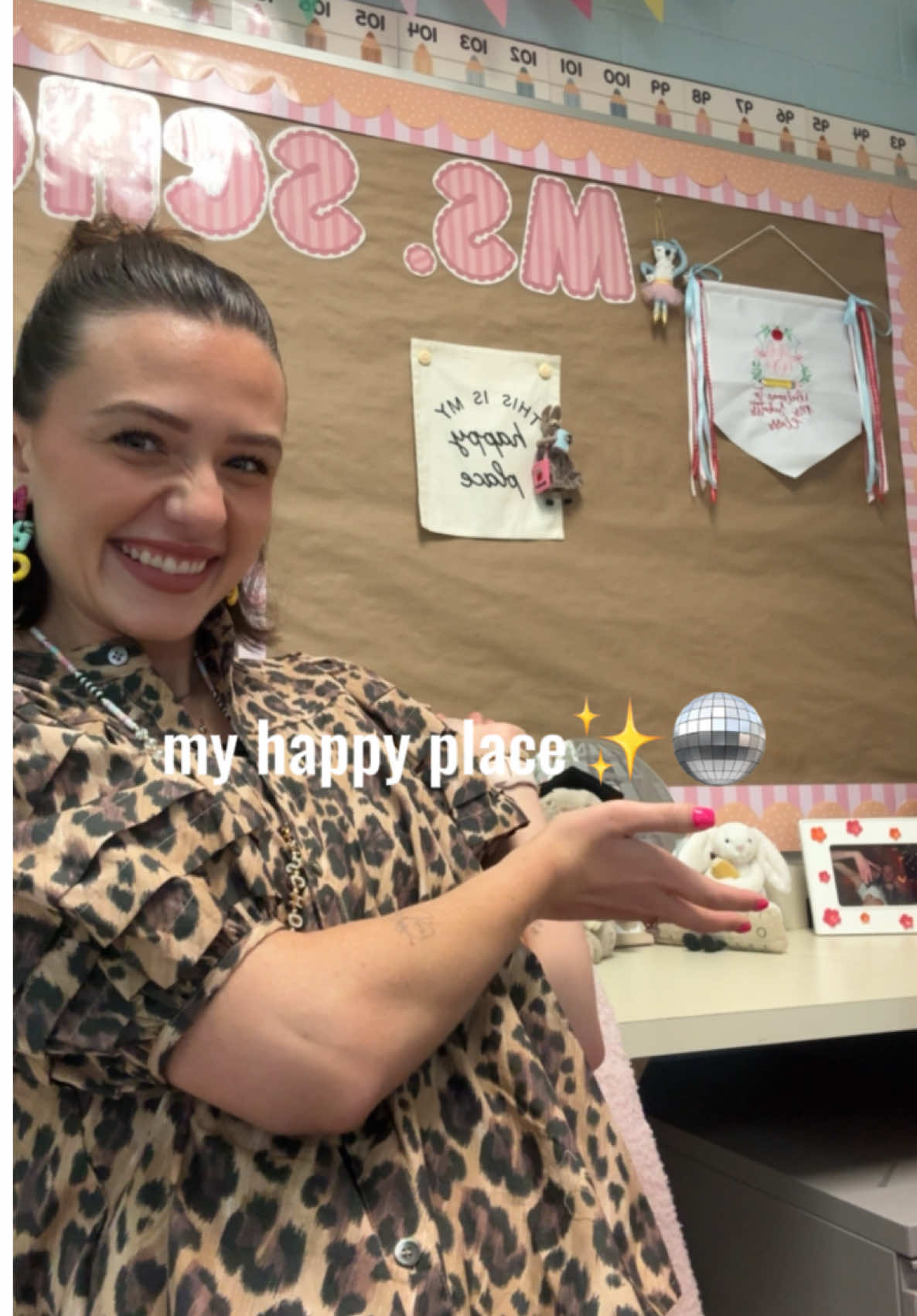@pinkkinderteacher
