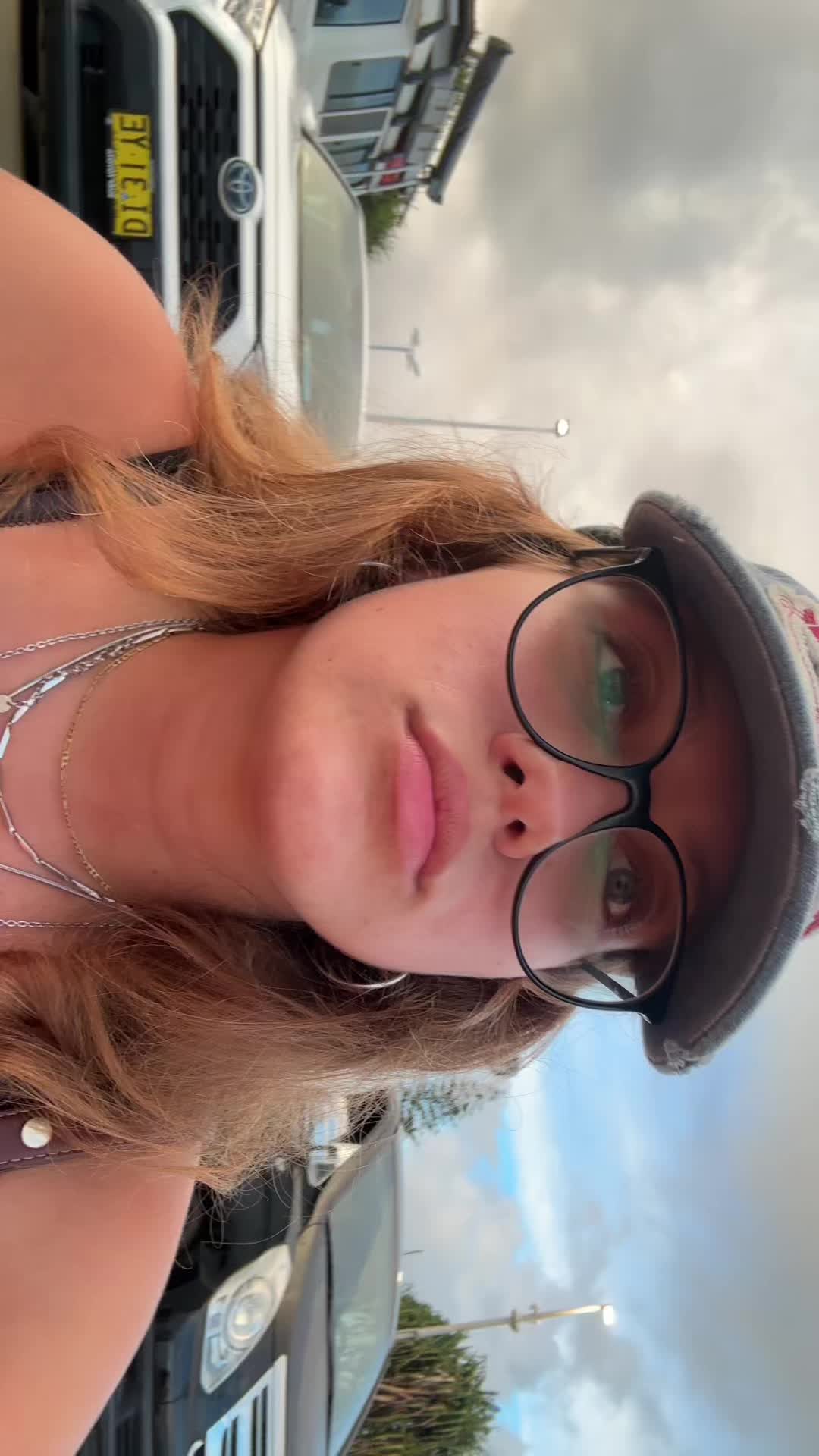 @Däna