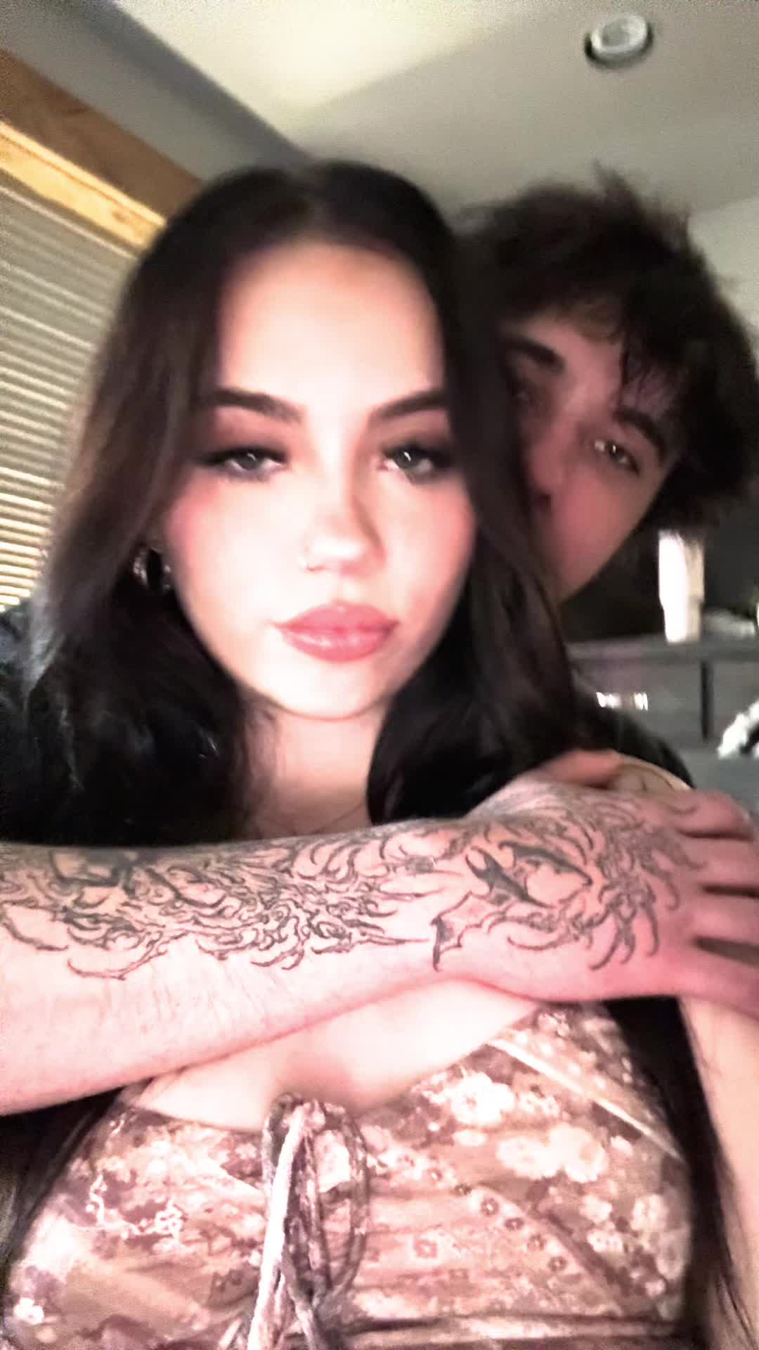 @Ella