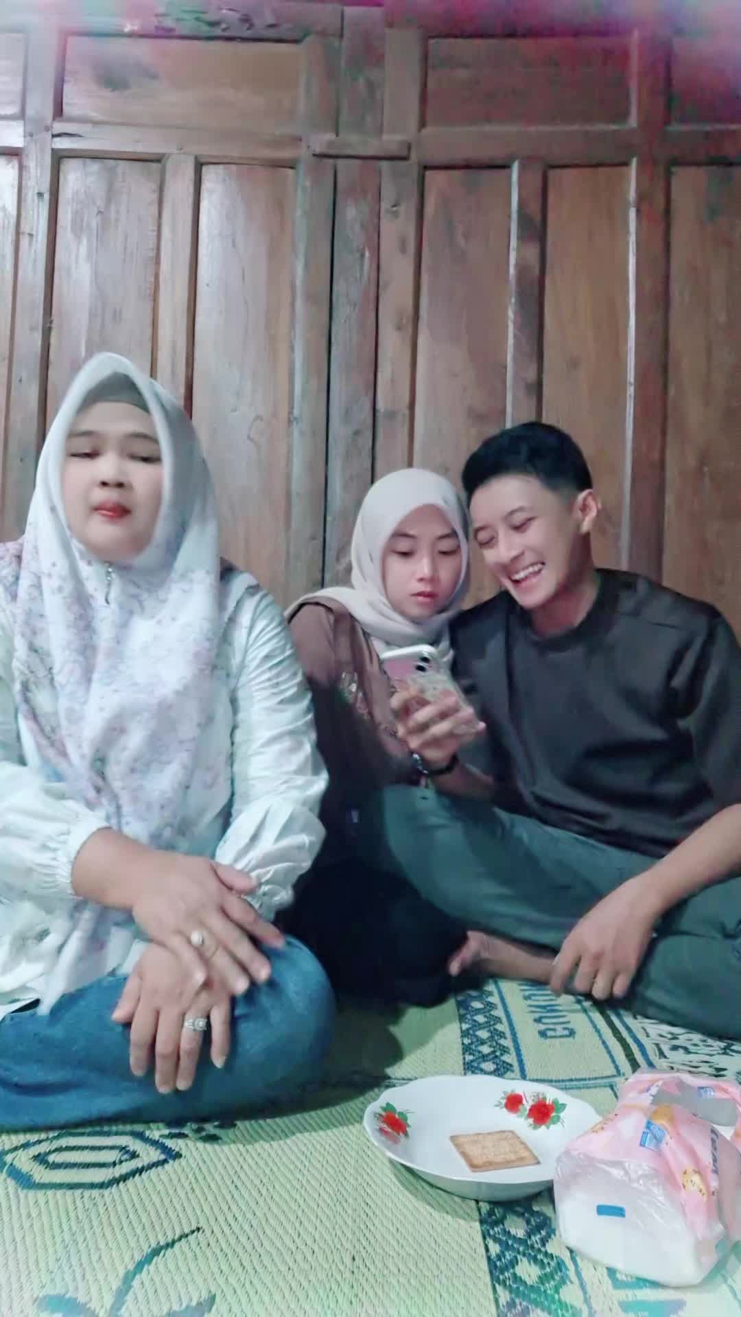 @Mamahnya Razzan
