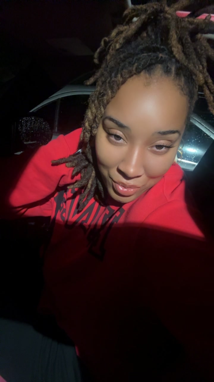 @Jasmine_Beenraw