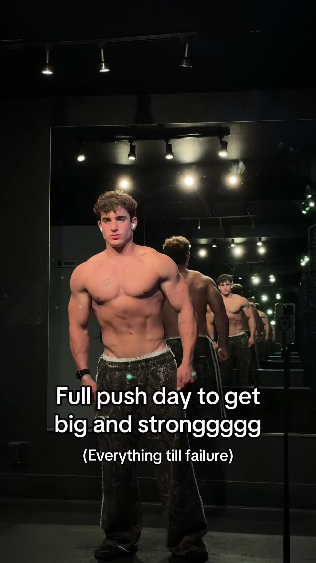 @ommy