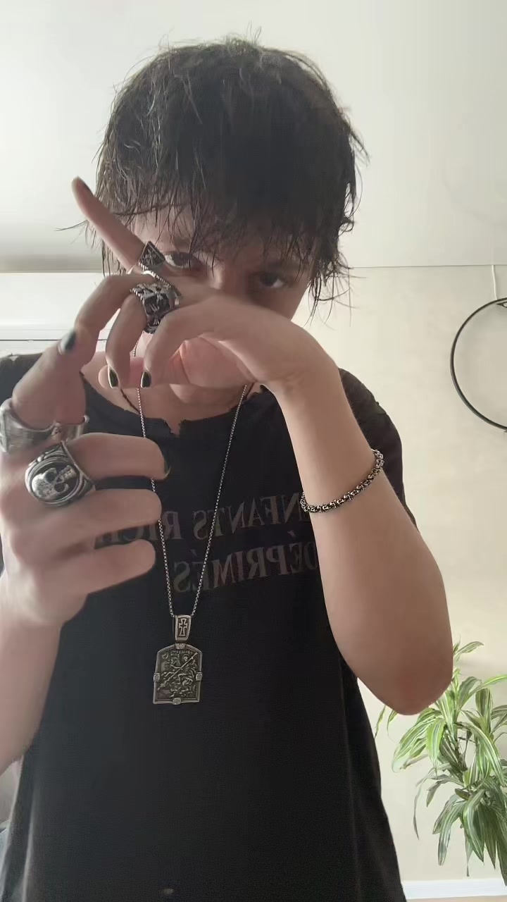 @saymannequin