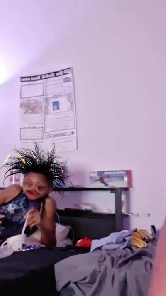 @THEEONLYRAYNEE