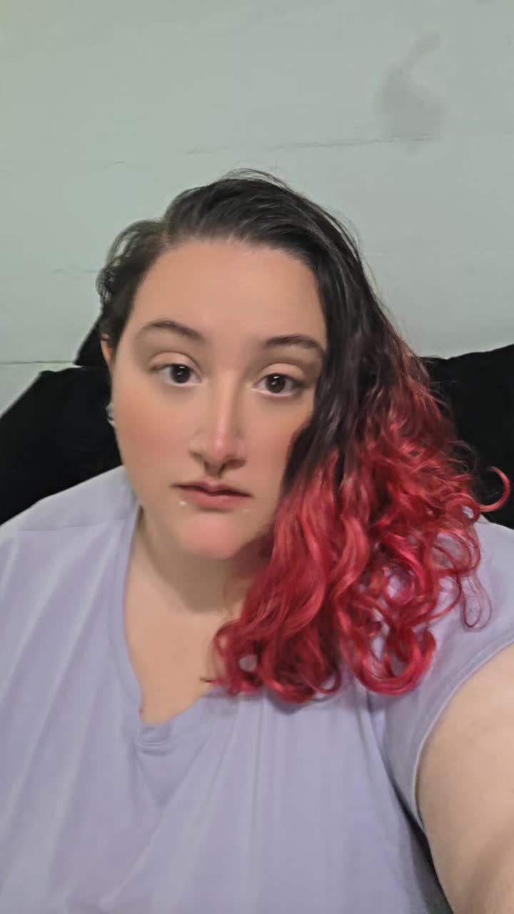 @_momma_wolf_